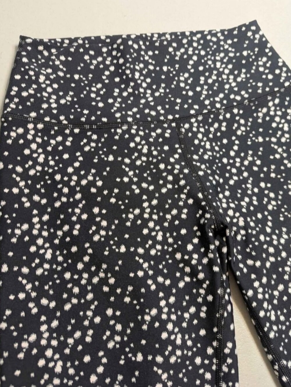 Small Ryderwear black and white leggings
